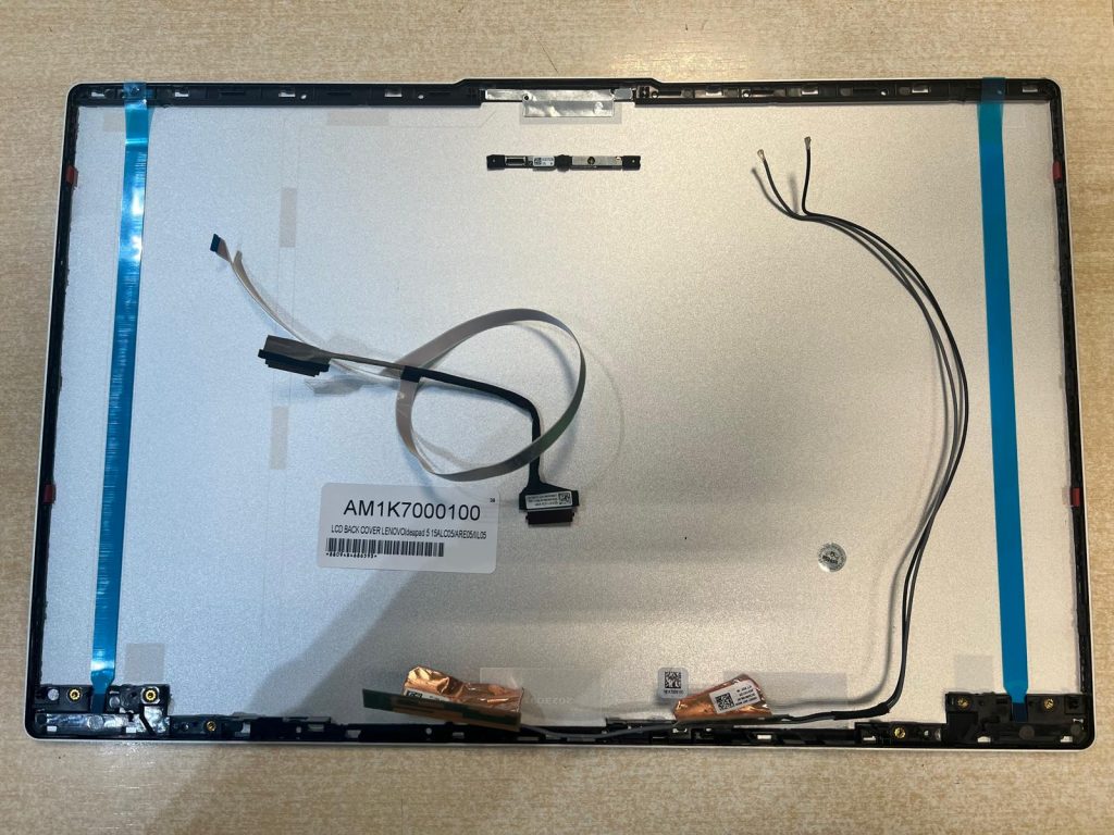 Nueva tapa trasera (LCD Back Cover) con número de parte AM1K7000100 para Lenovo IdeaPad.