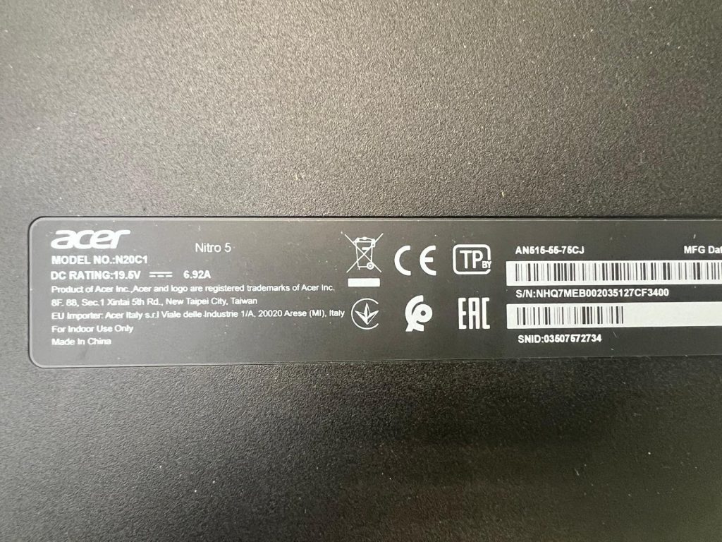 Identificación del modelo Acer Nitro 5 AN515-55-75CJ y número de modelo N20C1.