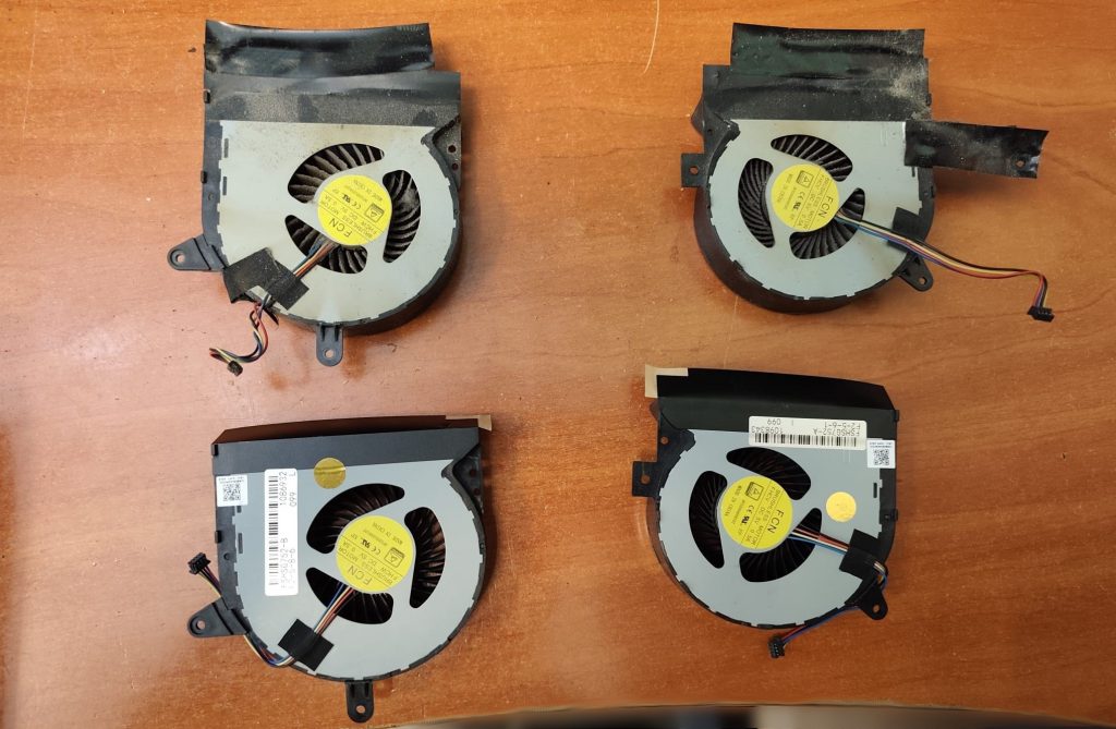 Comparativa entre ventiladores originales ruidosos y ventiladores nuevos de repuesto.