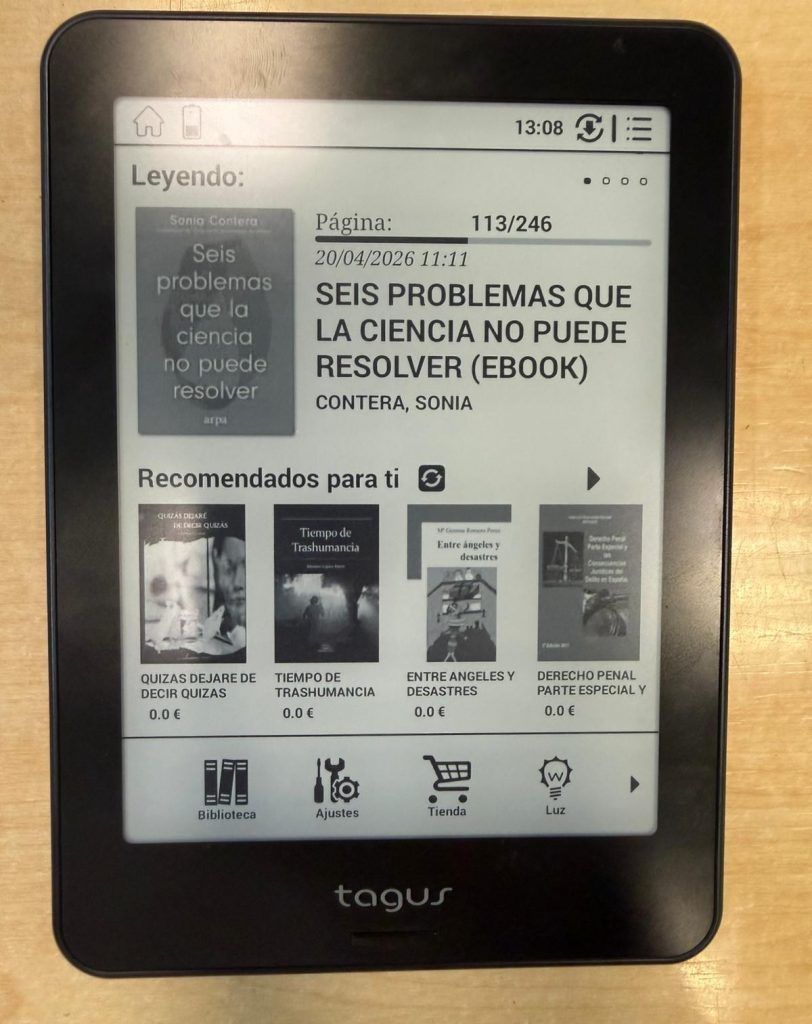 Menú principal y biblioteca del Tagus Coral después del cambio de batería satisfactorio.