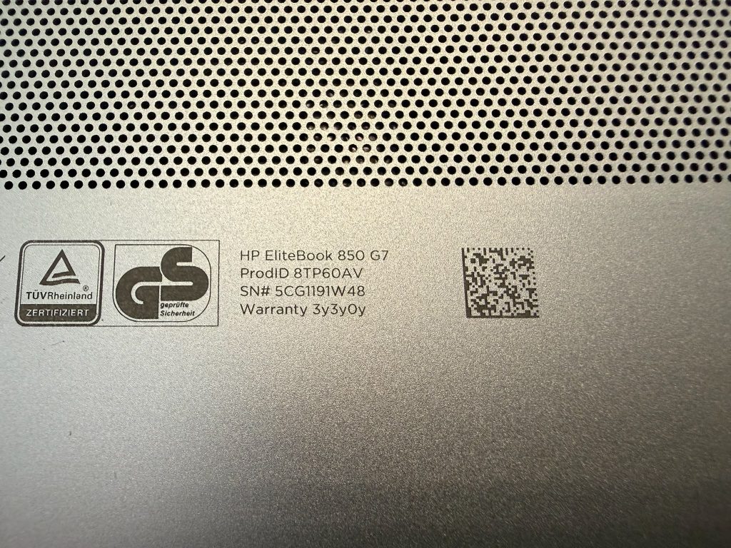 Detalle del modelo HP EliteBook 850 G7 y número de serie para búsqueda de repuestos.